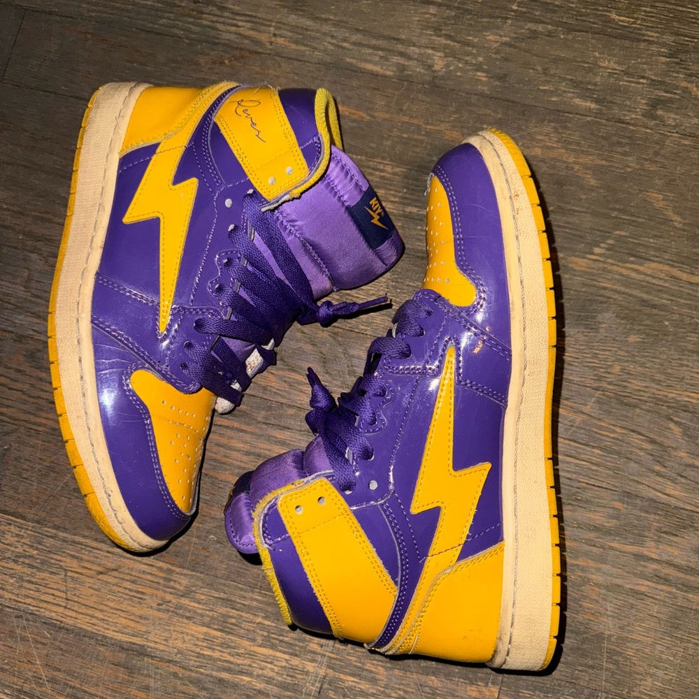 KOOL KIY SNEAKERS SIZE 8 USED CONDITIONS 8/10